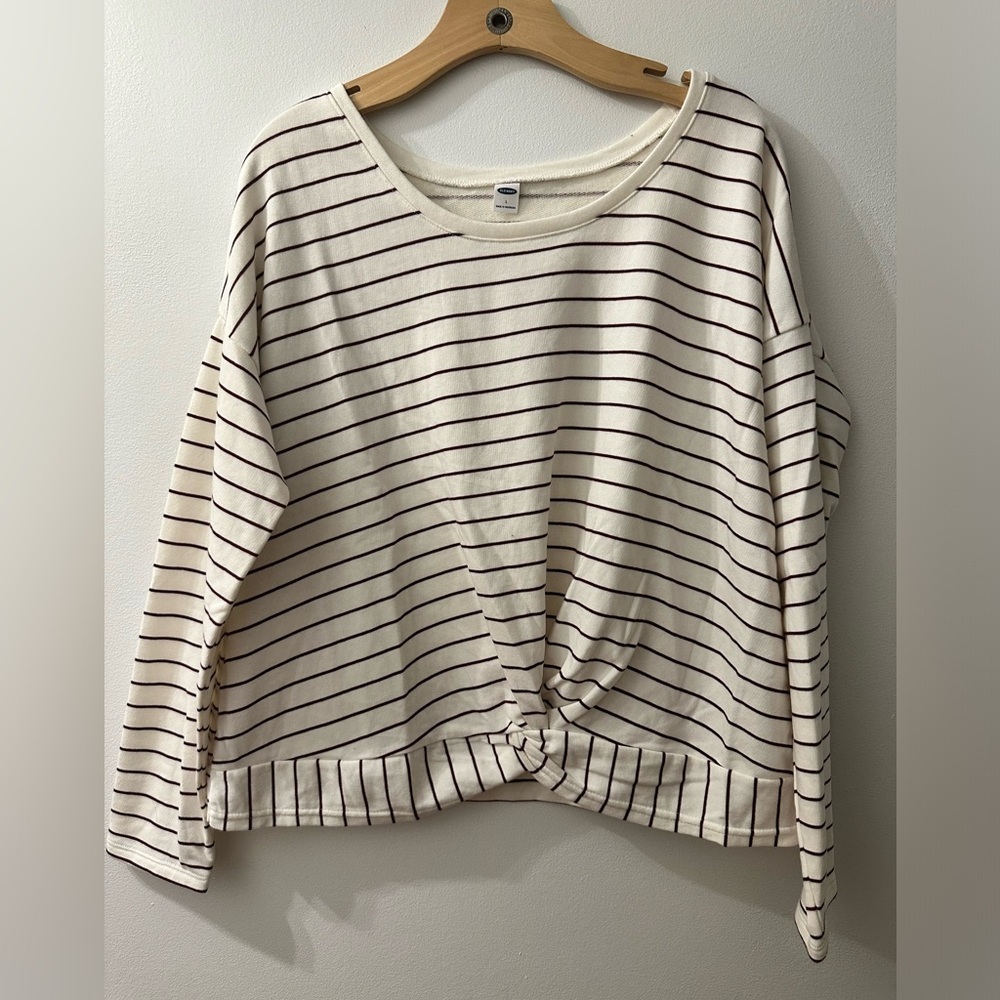 Old Navy Sweatshirt